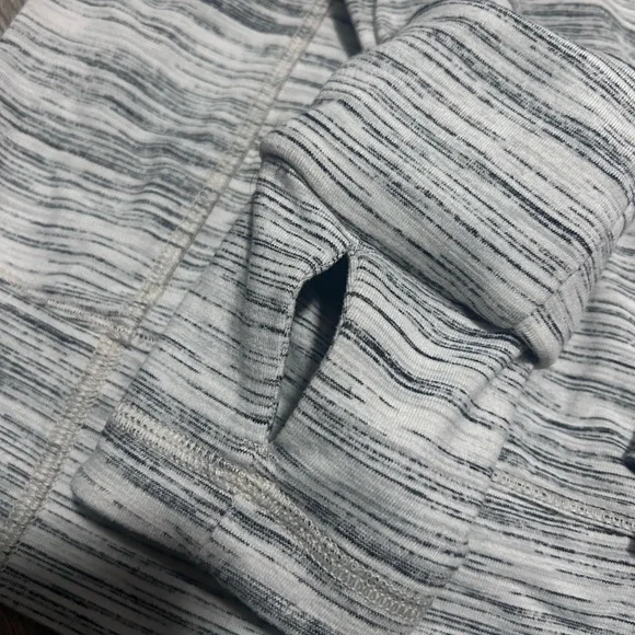 Lululemon sweater - Picture 3 of 7